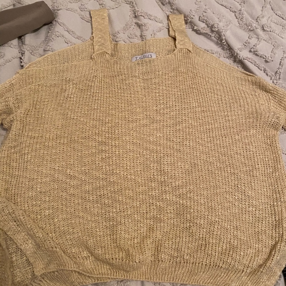 brown sweater
